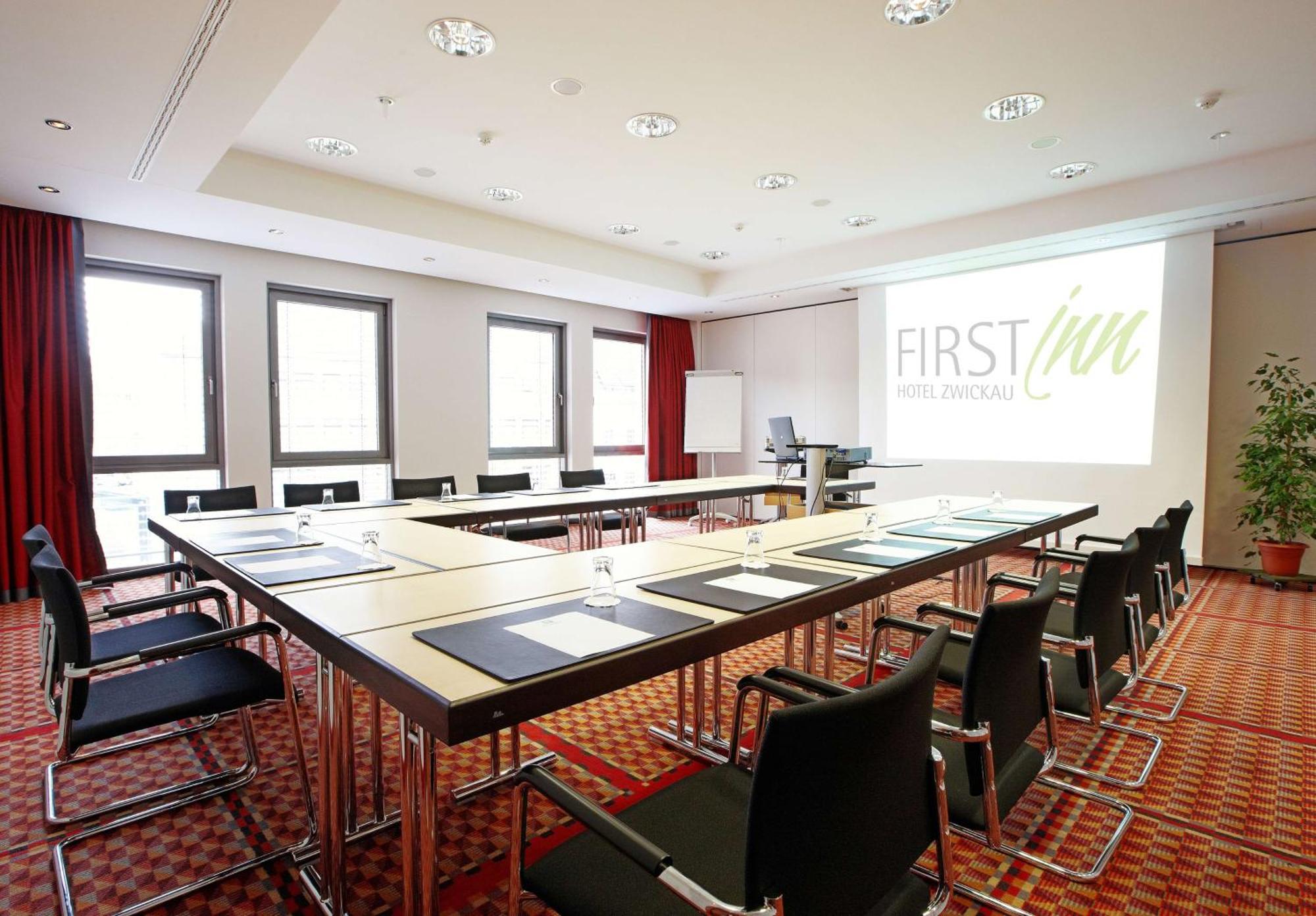 First Inn Hotel Zwickau Exterior foto