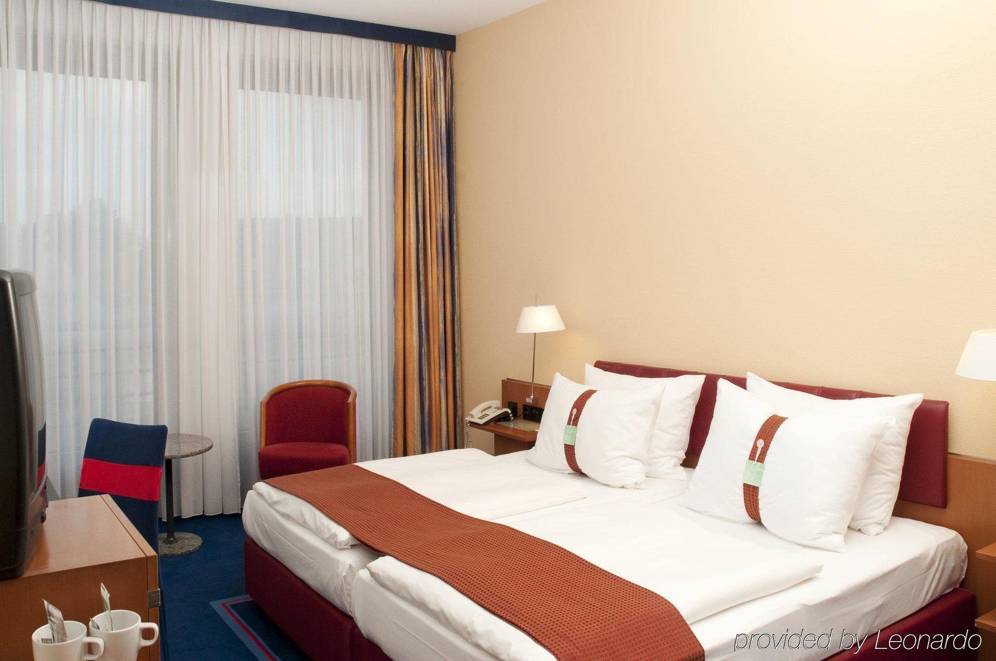 First Inn Hotel Zwickau Quarto foto